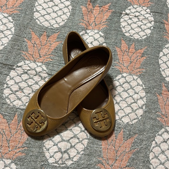 Tory Burch Reva flat - cognac Size 7M - Picture 10 of 11